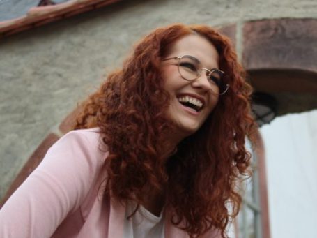 Freie Rednerin Trauerfeier Traurednerin Hochzeit Kinderwillkommensfest Bergstraße Trauung